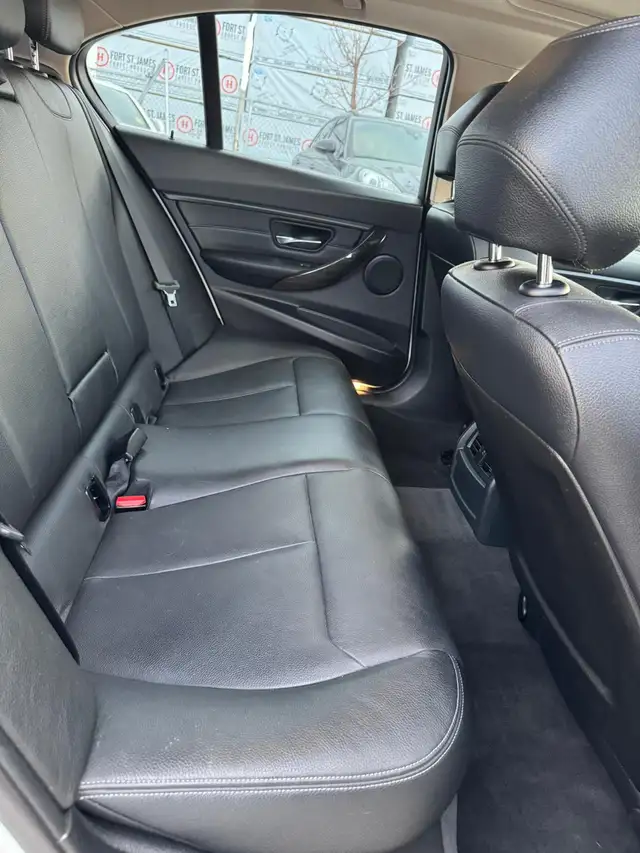 2014 BMW 3 Series XDrive AWD : Low Mileage - Photo 9