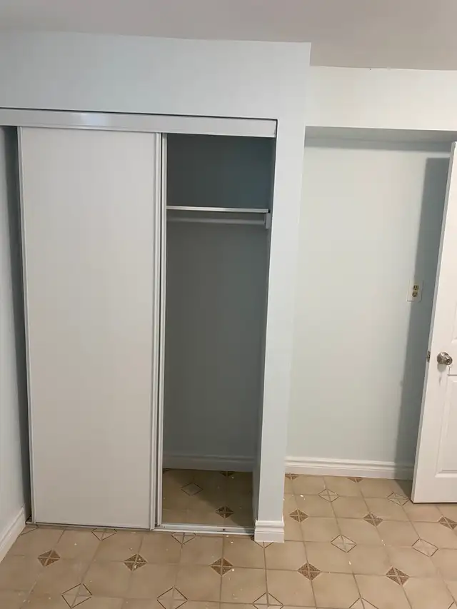 Furnished Basement Rooms Available - Photo 2