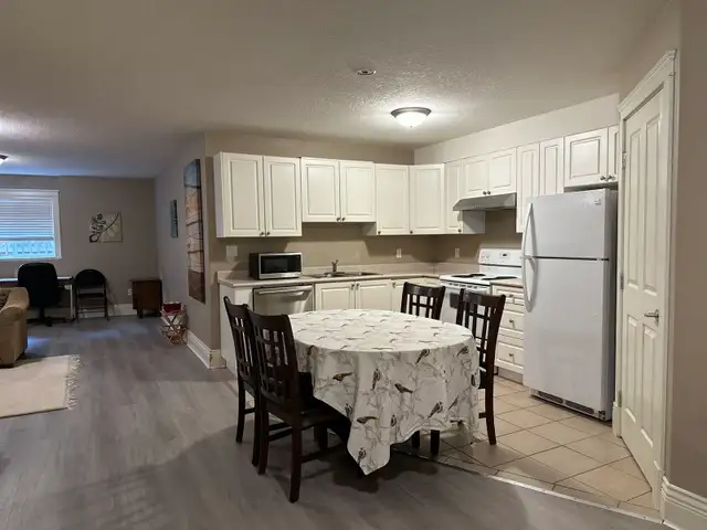 North Nanaimo one bedroom suite $1650 available on April 1st - Photo 4