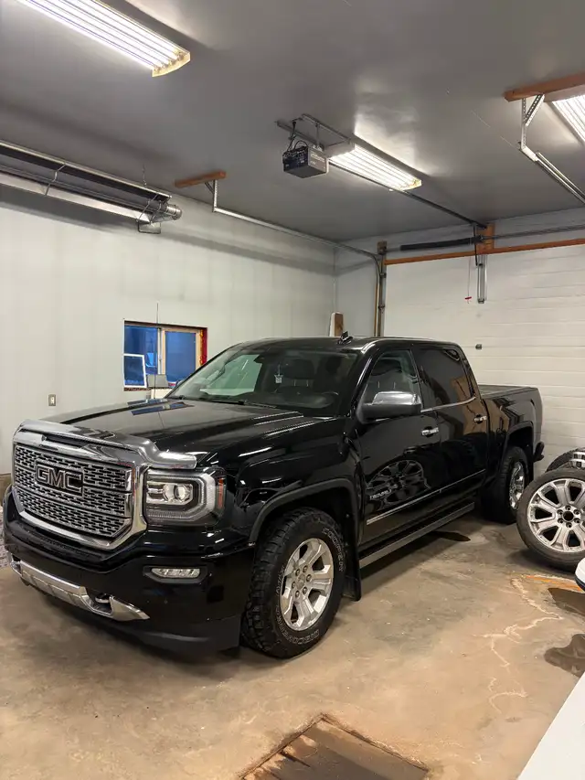 2017 GMC Denali 1500