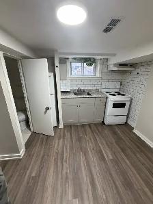 Bachelor Unit in Corso Italia  Immediately Available