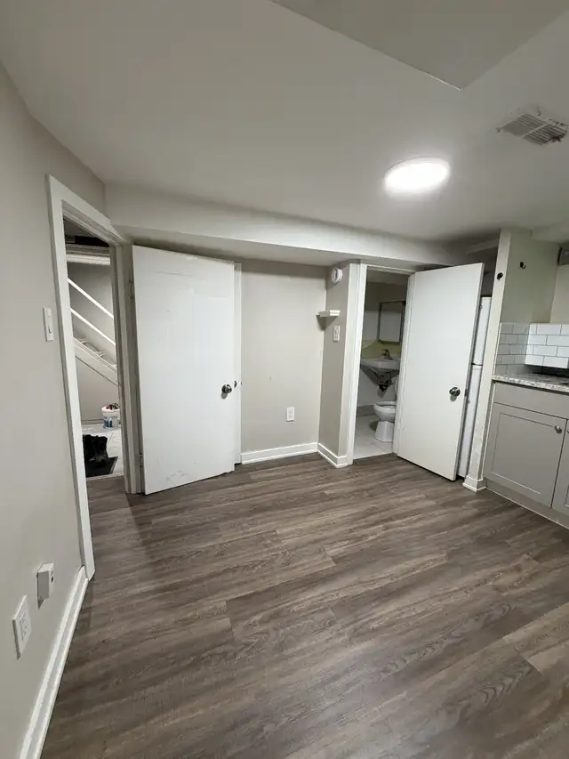 Bachelor Unit in Corso Italia  Immediately Available - Photo 2