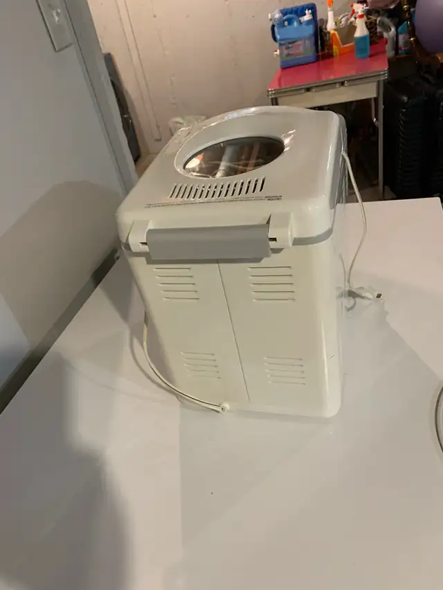 Black & Decker Bread Maker - Photo 2