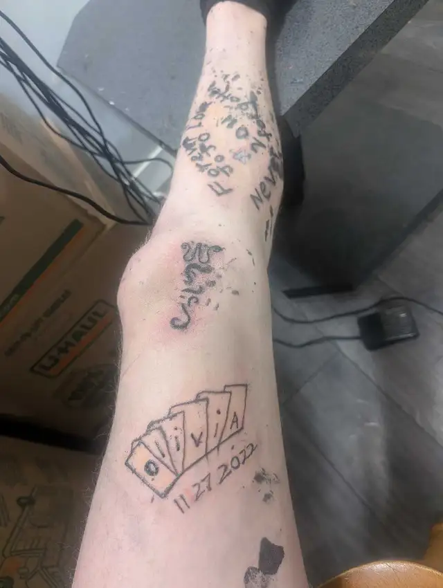 tattooing - Photo 2