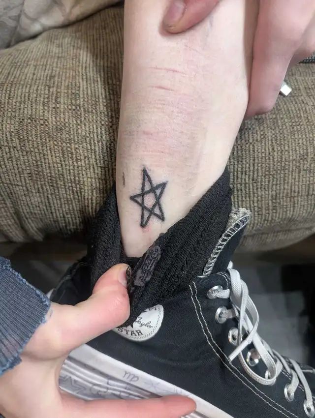 tattooing - Photo 8
