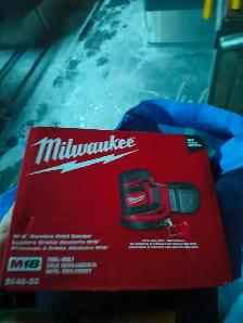 BRAND NEW IN BOX MILWAUKEE ORBITAL SANDER