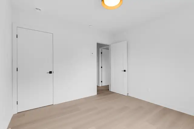 Elegant Modern 3 bedroom apartment Montreal - Photo 6