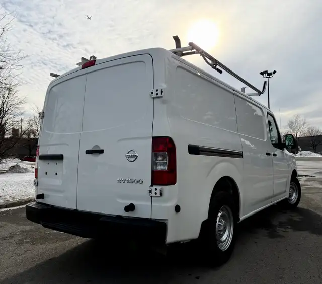 2014 Nissan NV1500 Cargo - Photo 3