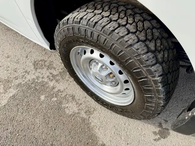 2014 Nissan NV1500 Cargo - Photo 5