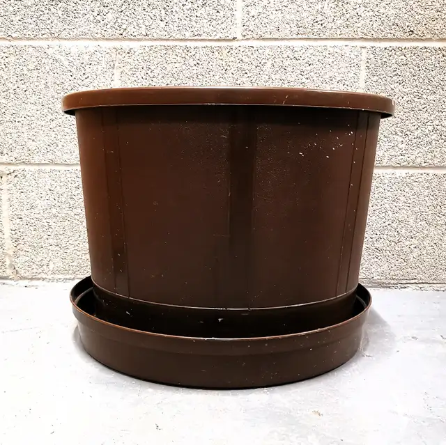 Extra Large Flower Pot with Tray