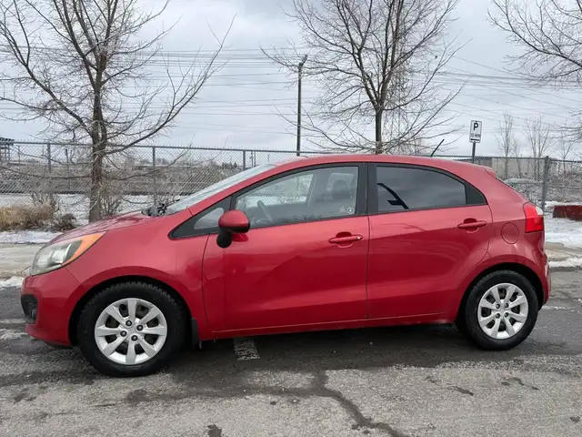 2012 Kia Rio 2012 KIA RIO , AUTOMATIQUE  , 4 CYLINDRES  1.6 LITR