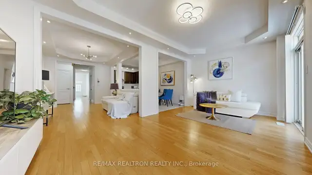 AURORA TOWNHOUSE FOR SALE $999,000 - Photo 2
