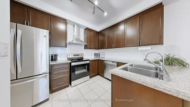 AURORA TOWNHOUSE FOR SALE $999,000 - Photo 3