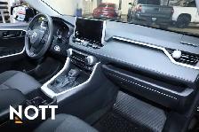 2024 TOYOTA RAV4 LE - Photo 17