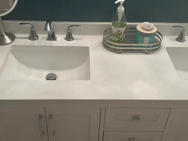 Hume Contracting work wanted 365-384-7499