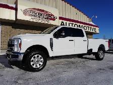 2024 Ford F-250 F-250 PREMIUM WITH 8-FOOT BOX AND RARE 9900GVW! - Photo 4