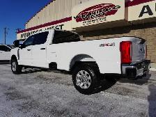 2024 Ford F-250 F-250 PREMIUM WITH 8-FOOT BOX AND RARE 9900GVW! - Photo 14
