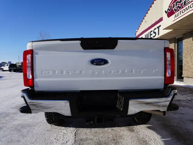 2024 Ford F-250 F-250 PREMIUM WITH 8-FOOT BOX AND RARE 9900GVW! - Photo 15