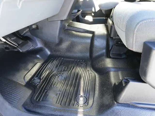 2024 Ford F-250 F-250 PREMIUM WITH 8-FOOT BOX AND RARE 9900GVW! - Photo 29