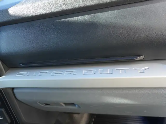 2024 Ford F-250 F-250 PREMIUM WITH 8-FOOT BOX AND RARE 9900GVW! - Photo 41