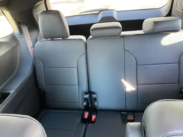 2026 Chevrolet Traverse LT Leather|Heated Seats|Sunroof - Photo 12