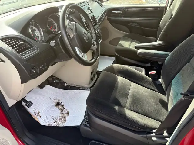 2016 Dodge Grand Caravan 4dr Wgn SXT - Photo 12