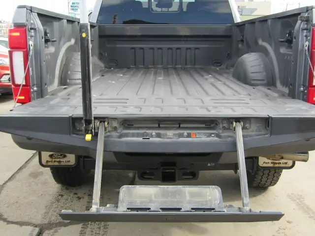 2022 Ford Super Duty F-350 SRW 4WD Crew Cab 6.75' Box - Photo 9