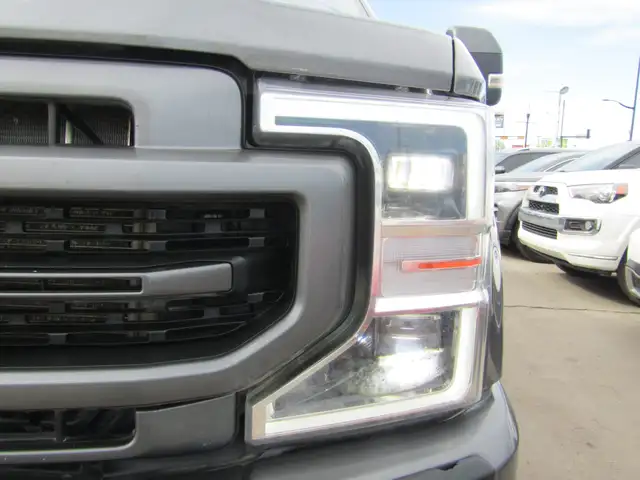 2022 Ford Super Duty F-350 SRW 4WD Crew Cab 6.75' Box - Photo 13