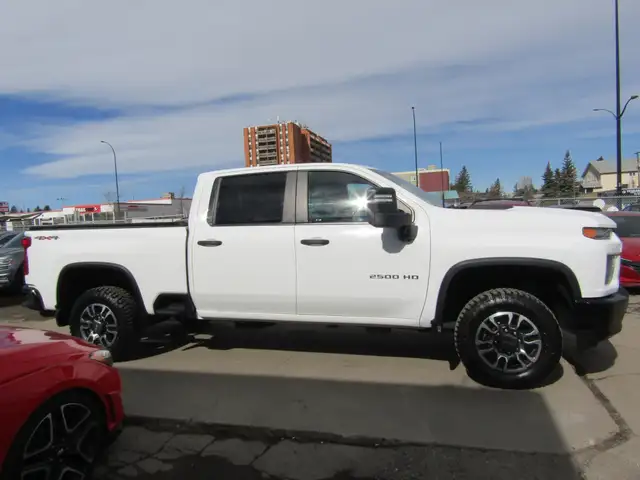 2023 Chevrolet Silverado 2500HD 4WD Crew Cab 159' Custom - Photo 6