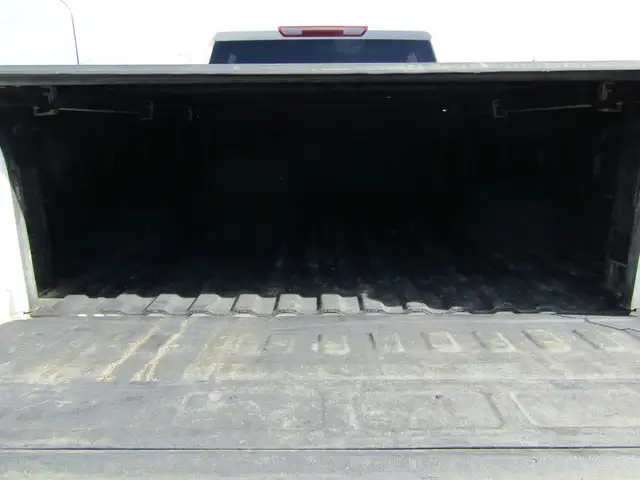 2023 Chevrolet Silverado 2500HD 4WD Crew Cab 159' Custom - Photo 11