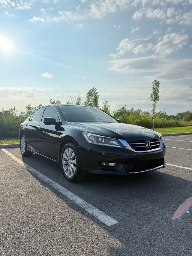 2015 Honda Accord EX-L - Photo 4
