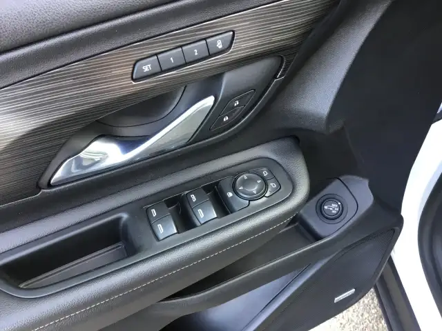 2022 GMC Terrain - Photo 18