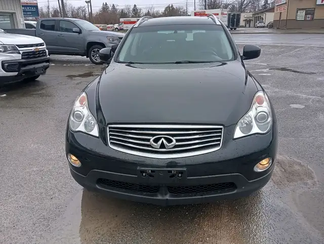 2015 Infiniti QX50 - Photo 2