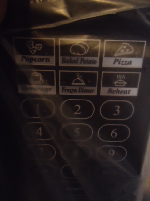 Danby designer microwave, great shape, clean very little use. - Photo 4