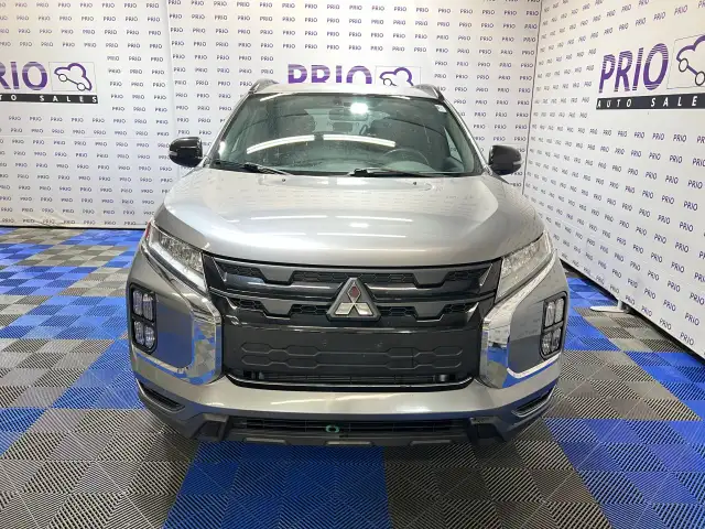 2023 Mitsubishi RVR - Photo 8