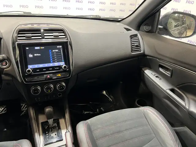 2023 Mitsubishi RVR - Photo 27