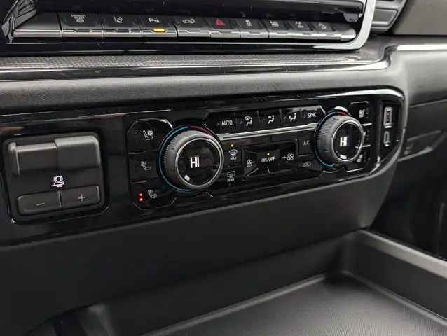 2026 Chevrolet Silverado 2500HD ZR2- Duramax 6.6L V8 Turbo - Photo 23