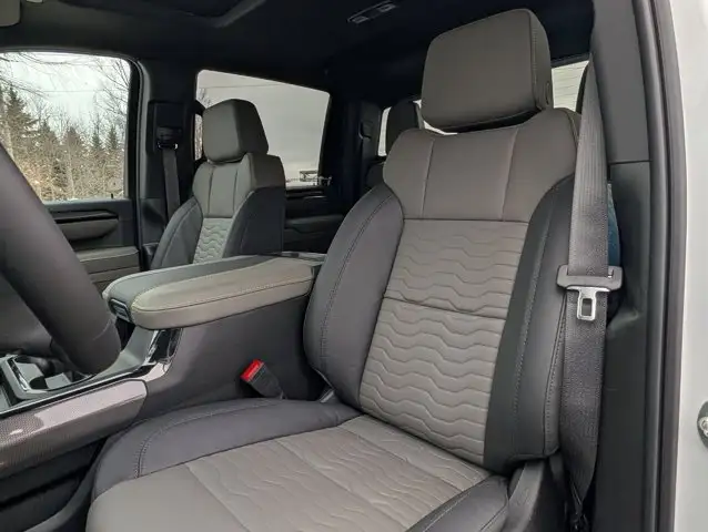 2026 Chevrolet Silverado 2500HD ZR2- Duramax 6.6L V8 Turbo - Photo 26