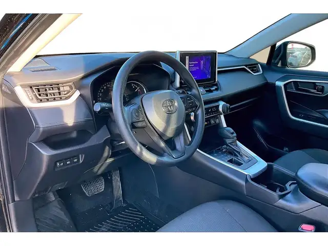 2024 Toyota RAV4 AWD | TOUCHSCREEN | CARPLAY | CAMERA - Photo 2