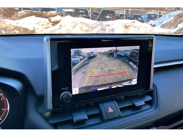 2024 Toyota RAV4 AWD | TOUCHSCREEN | CARPLAY | CAMERA - Photo 6
