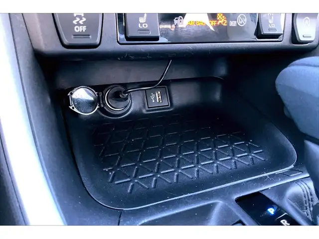2024 Toyota RAV4 AWD | TOUCHSCREEN | CARPLAY | CAMERA - Photo 17