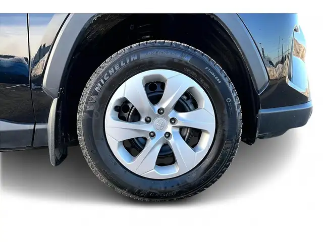 2024 Toyota RAV4 AWD | TOUCHSCREEN | CARPLAY | CAMERA - Photo 35
