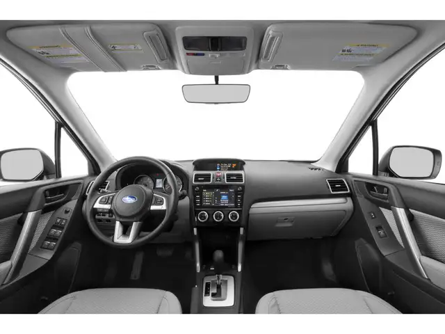 2017 Subaru Forester 2.5i Touring - Photo 5