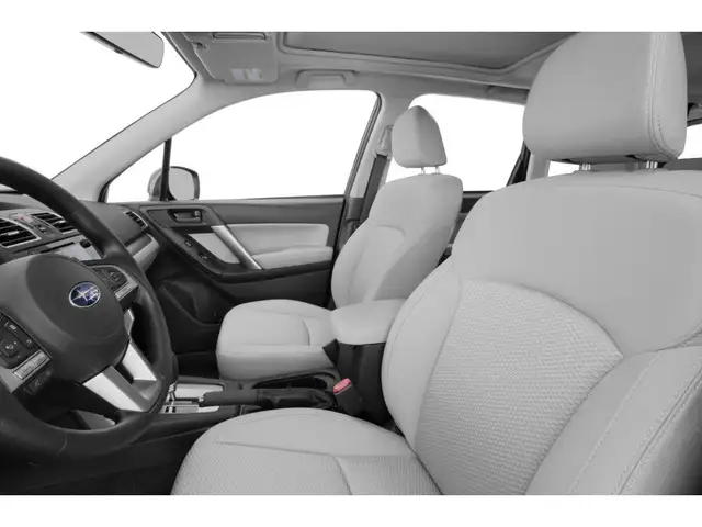 2017 Subaru Forester 2.5i Touring - Photo 6
