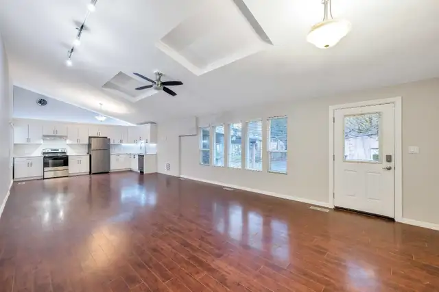 For Rent beautiful 2bedroom in Hope BC - Photo 8