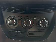 2013 Ford Escape SE 4dr Front-wheel Drive Automatic - Photo 17