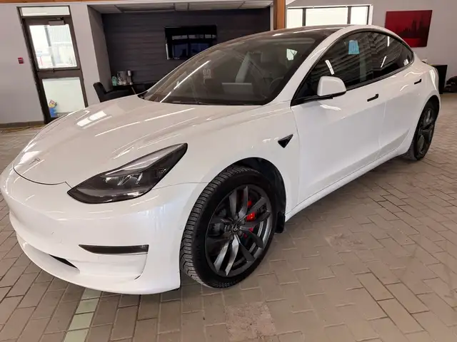 2022 Tesla Model 3 Performance AWD