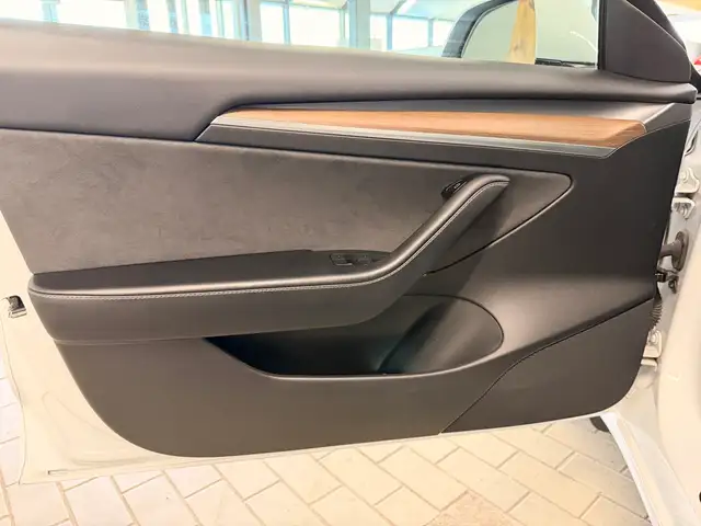 2022 Tesla Model 3 Performance AWD - Photo 15
