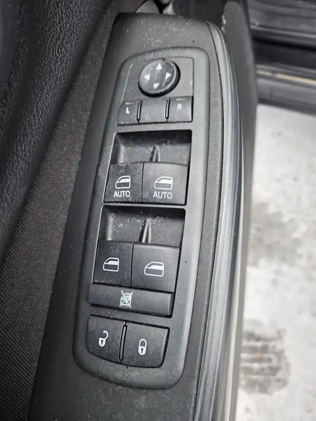 Jeep Cherokee NORTH 2014 NORTH BAS KILO 4X4 MAGS ECONOMIQUE - Photo 17