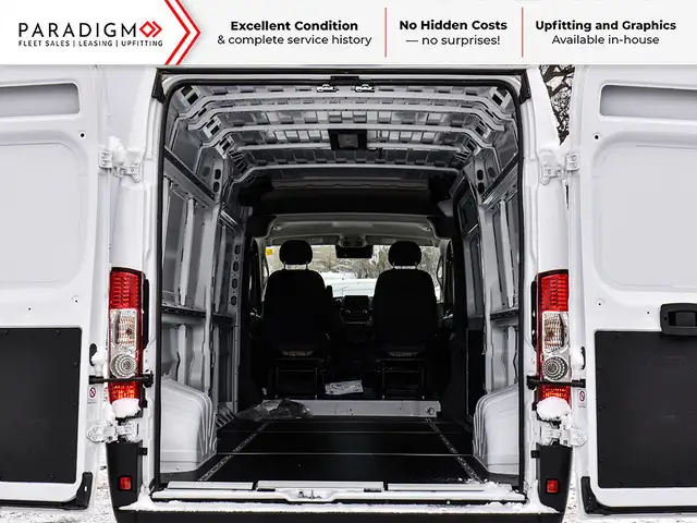 2025 Ram ProMaster 2500 159\' HIGH ROOF LOW KM! - Photo 8